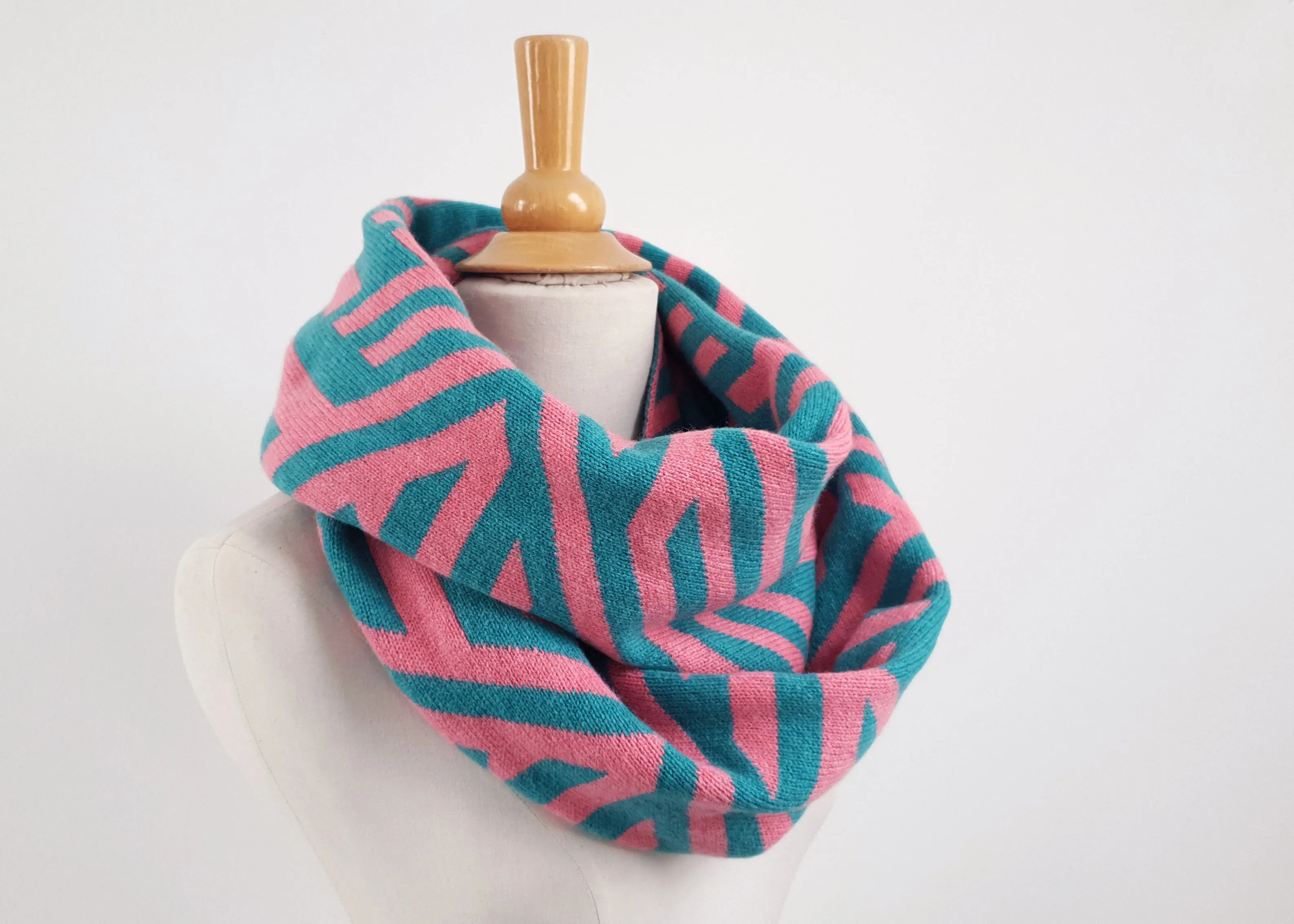 Crosswise Double Wrap Snood - Lipstick & Shamrock